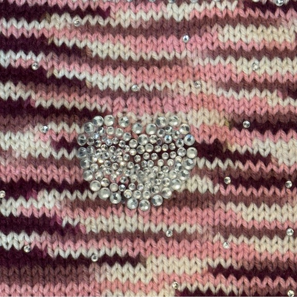 Stylish Pink Crossbody Bag - Picture 10 of 12